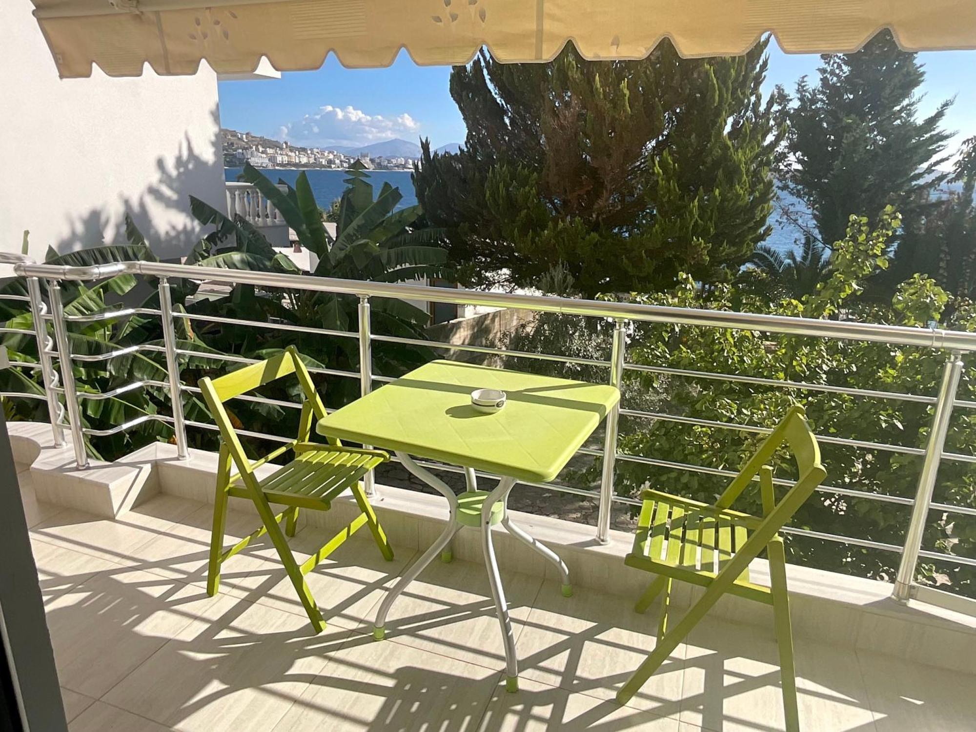 Mojito Beach Apartments With Free Parking Sarande Ngoại thất bức ảnh