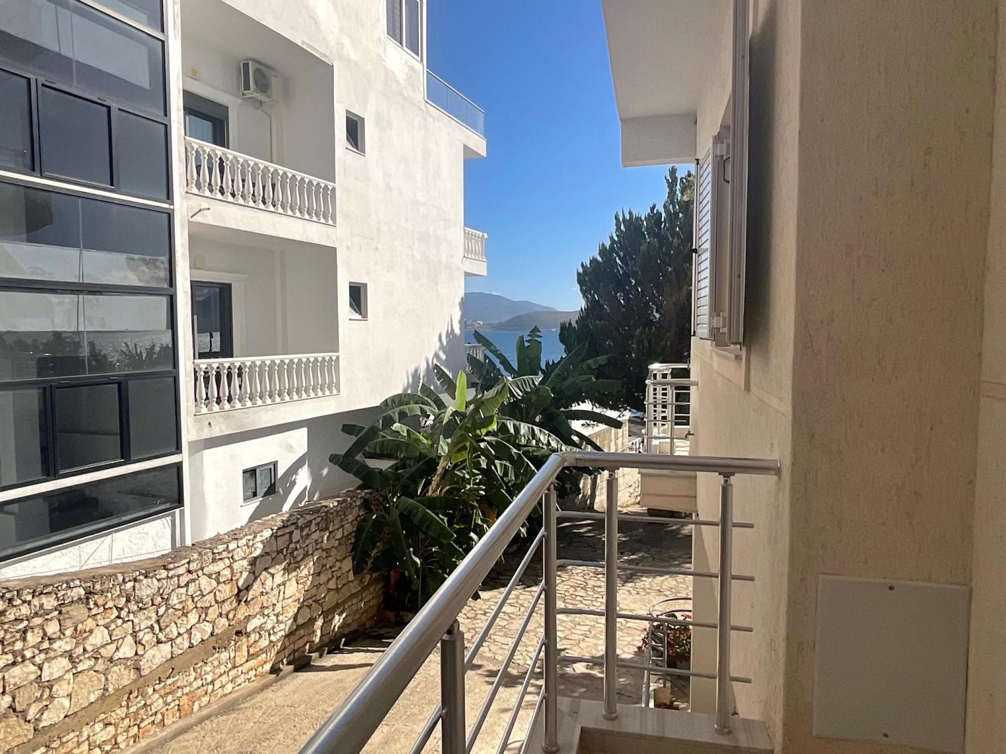 Mojito Beach Apartments With Free Parking Sarande Ngoại thất bức ảnh
